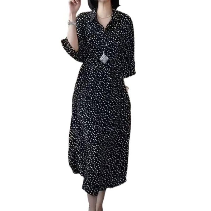 Large Size Fashion Age-reducing Floral Polka Dot Summer Dress Loose Belly Cover Hidden Meat Thin Skirt Classic Black White Dot Wrinkle Resistant Dress