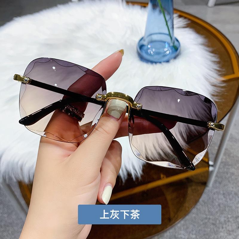 New Rimless Women Sunglasses Fashion Gradient Lenses Sun Glasses Lady Vintage Alloy Legs Classic Designer Shades Uv400