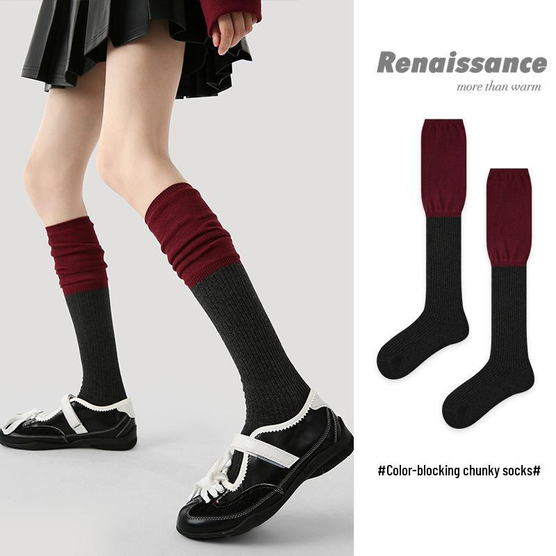 Renaissance Women's Seamless Color Block Mid-Calf Socks: Autumn/Winter Versatile Piled-Up Style