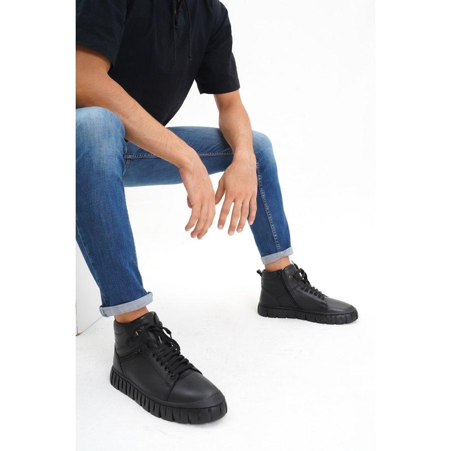 

Мужские спортивные ботинки из натуральной кожи с толстой термоподошвой