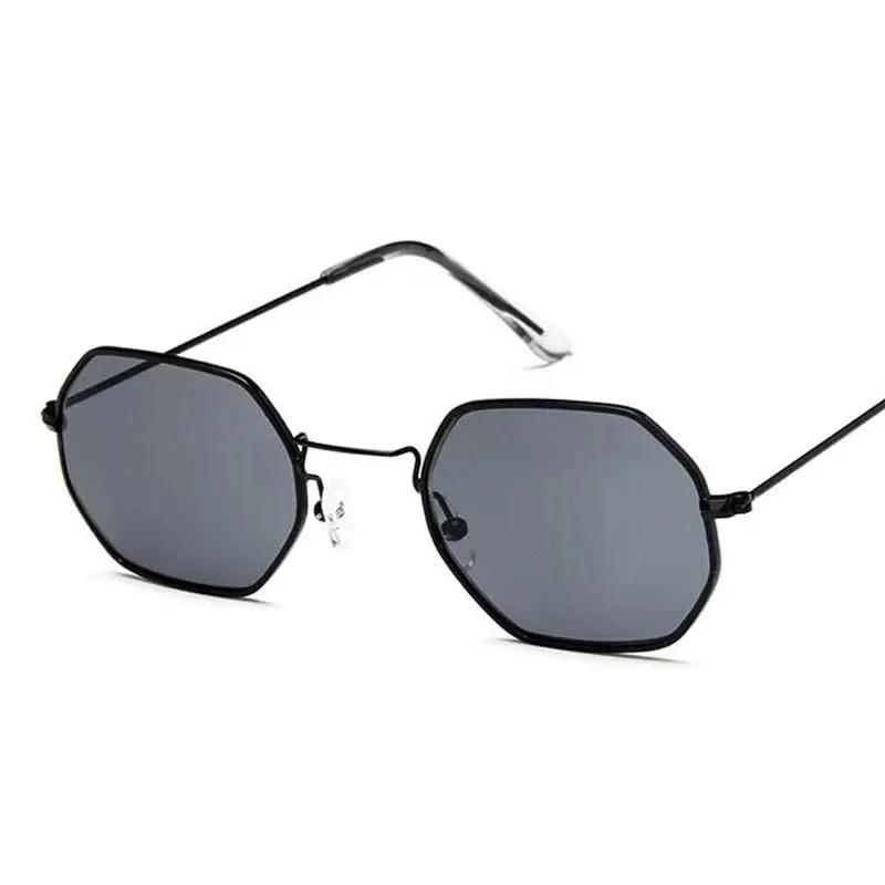 

Square Vintage Sunglasses Women Men Fashion Retro Sun Glasses Female Male Mirror Fashion Travel Punk Outdoor