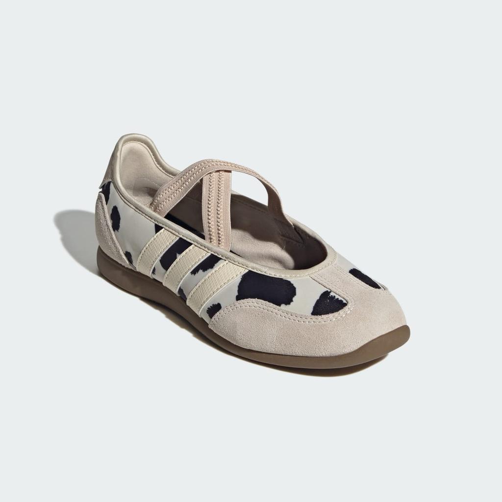 adidas BARREDA MARY JANE KI2755 Women's Sportswear Sneakers Wonder White / Wonder White / Crystal Linen