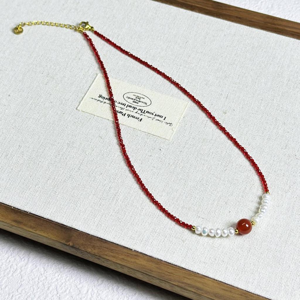 Chinesischer Retro Neujahrs Süßwasserperlen & Roter Achat Halskette mit Roter Kristall Schlüsselbein Kette für Damen