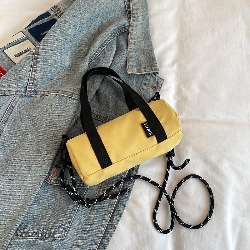 Trendy Casual Pillow Bag Stylish Large Capacity Designer Handbag Ideal For Summer