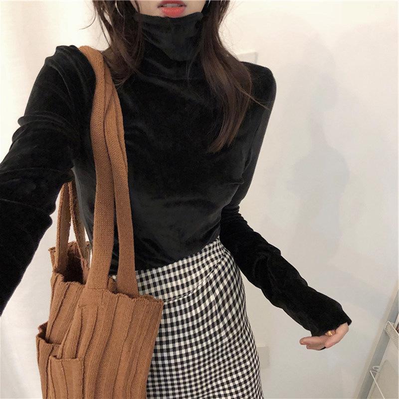 Women's Long-Sleeve Gold Velvet High-Collar Top, Thickened and Warm, Ideal for Spring, Autumn, and Winter.