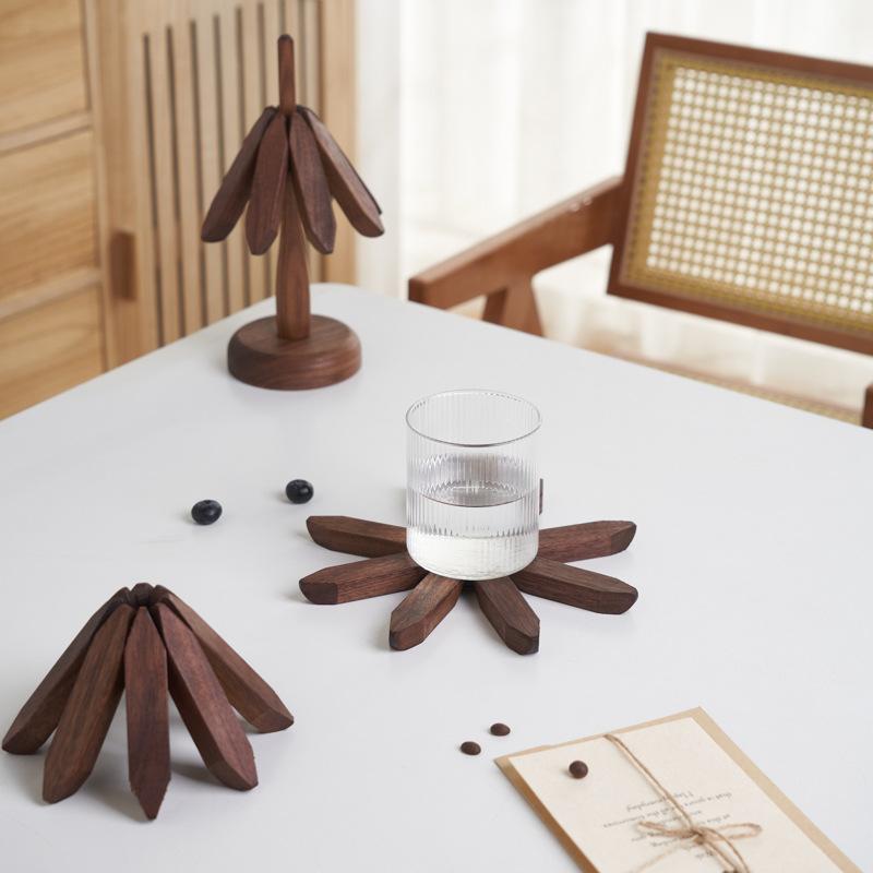 4ks stojan na stromeček, dřevěné trivety, dekorativní proti opaření, žáruvzdorná podložka na stůl, podložka pod pohár, dřevěné prostírání, květináč