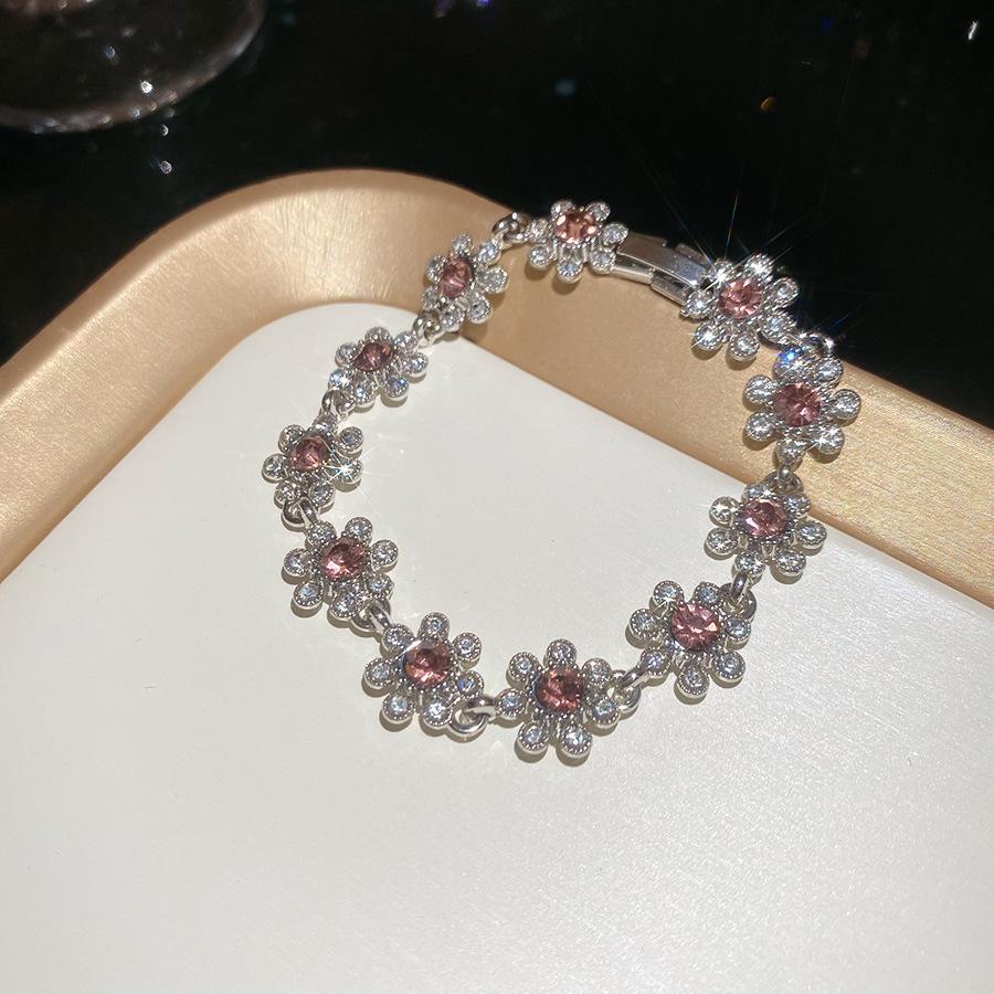 Blue Star Zirconia Hexagonal Flower Bracelet - Stylish, Versatile, and Luxurious Wrist Jewelry for Women