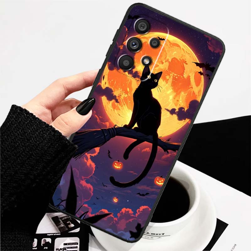 Cartoon Cat Cute For Samsung A73 A72 A71 A55 A54 A53 A52 A51 A13 A22 A16 A15 A12 A14 A26 A07 5G Black Phone Case