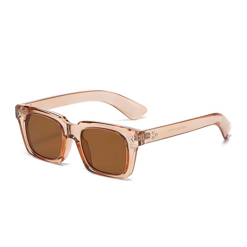 Outdoor Driving Rivet Square Sunglasses Women Men Luxury Designer Vintage Punk Eyeglasses UV400 Protection