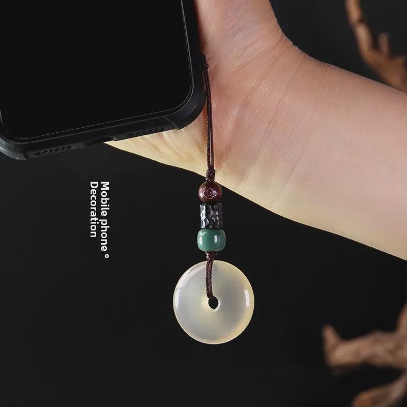 Naturlig Isagat Kalcedon Fredsspänne Hänge Nyckelring - Unisex Accessoar i Antik Stil