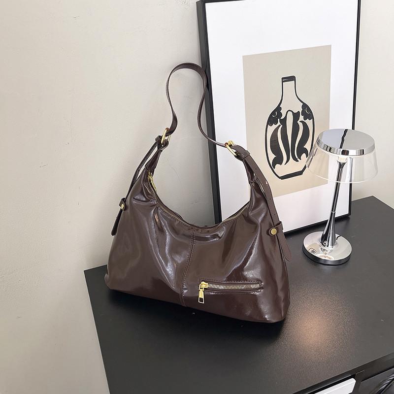 Womens Tote Bag With Pu Material For Daily Commute And Street Fashion Style