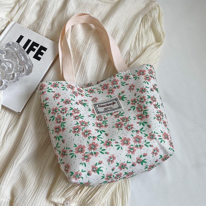 Premium Commuter Tote Bag Large Capacity New Niche One Shoulder Handbag for Women Versatile Mommy Bag