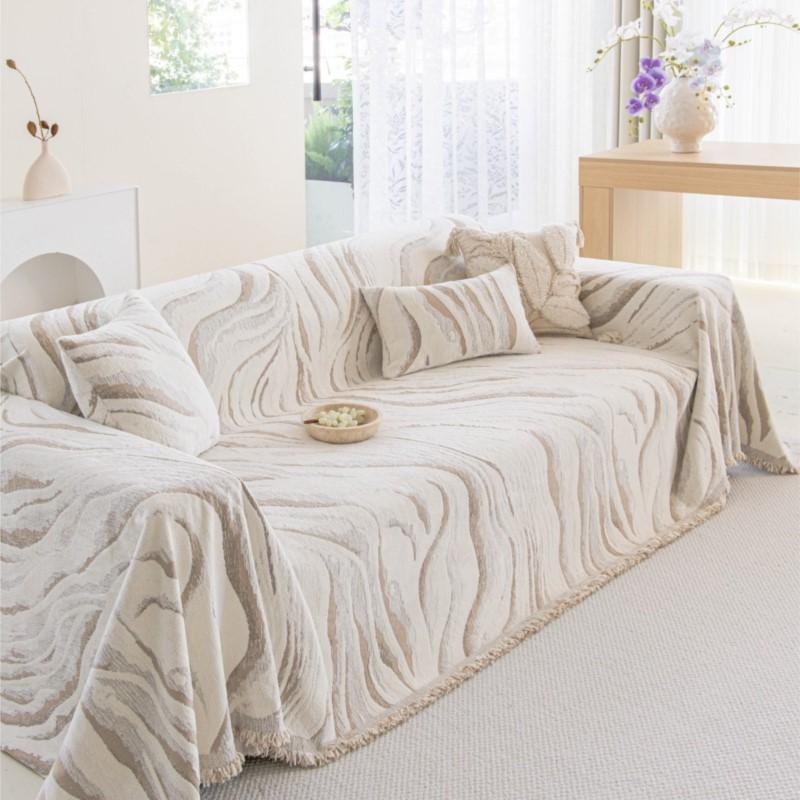 Autumn Winter Camping Picnic Blanket Cojines Decorativos Sofá Sofa Covers Imitation Mink Fur Sofa Mats Throw Blankets