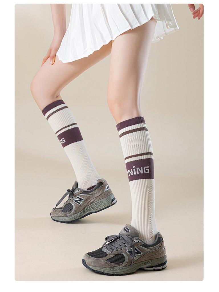 Professionelle Kompressions-Sportsocken für Laufen, Yoga, Tennis & Fitness - Atmungsaktiv Gestreift Hoher Schaft für Herbst & Winter