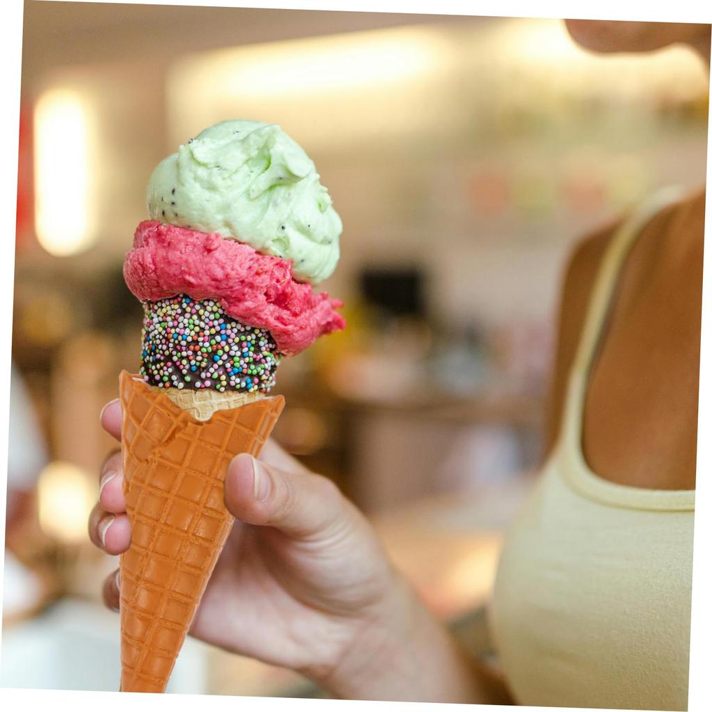 ibasenice Simulation Ice Cream Cone Fake Cone Photography Lightweight for Home or Store Display 5-inch Model, Prop, PVC,
