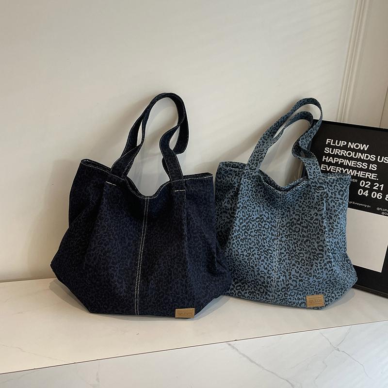 Denim Shoulder Bag Women's Large Capacity Shopping Bag Leopard Print Tote Bag Student Commuter Bag