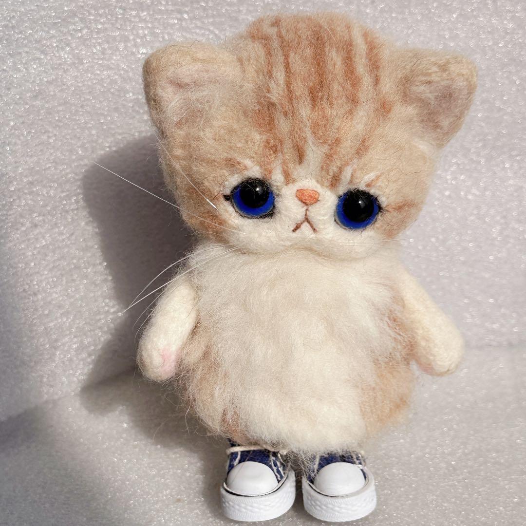 

[USED] Chata Artist Plush Toy Cat Wool Felt Teddy Bear Handmade