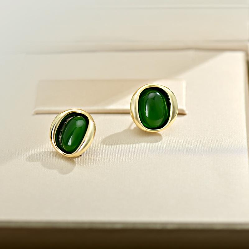 Maillard Retro Cat's Eye S925 Silver Stud Earrings - Versatile Hong Kong Style Luxury for Women