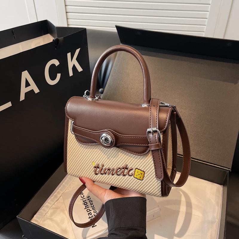 Retro fashion new versatile trend niche student simple college style shoulder bag crossbody handbag bag