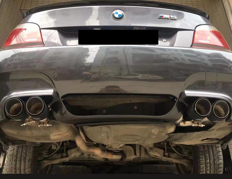 BMW 5 Series E60 520/523 M5 Quad Exhaust, Direct-Fit Stainless Steel & Carbon Fiber Muffler