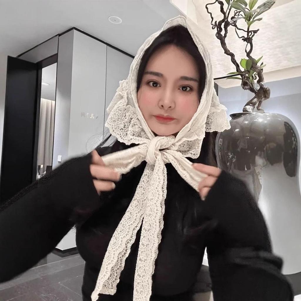 Spring Boudoir Style Korean Lace Trim Triangle Scarf Midi Skirt with Butt Flap