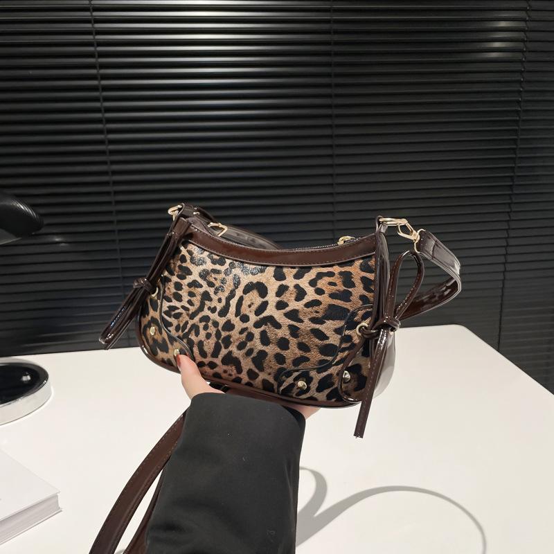 

Весна 2025 Новая сумка-тоут с бантом Модная сумка под мышкой с леопардовым принтом Трендовая универсальная сумка-багет на плечо Женская