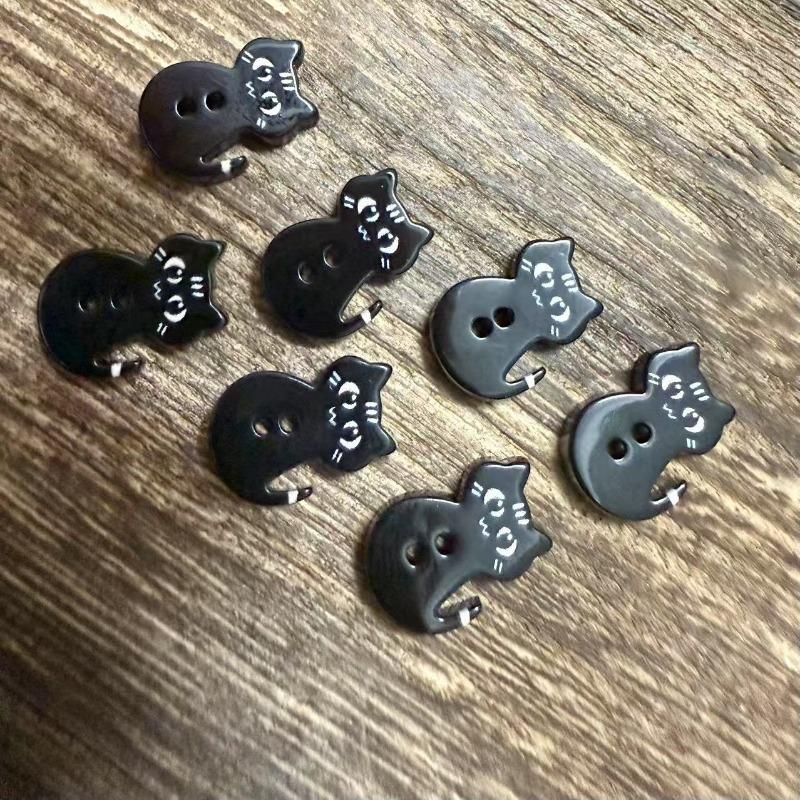 10Pcs Cute Cat Buttons 12mm Small Kitten Head White Resin 2-hole Buttons Clothing Accessories