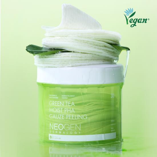 Green Tea Moisture Peeling Pads (30 Sheets)