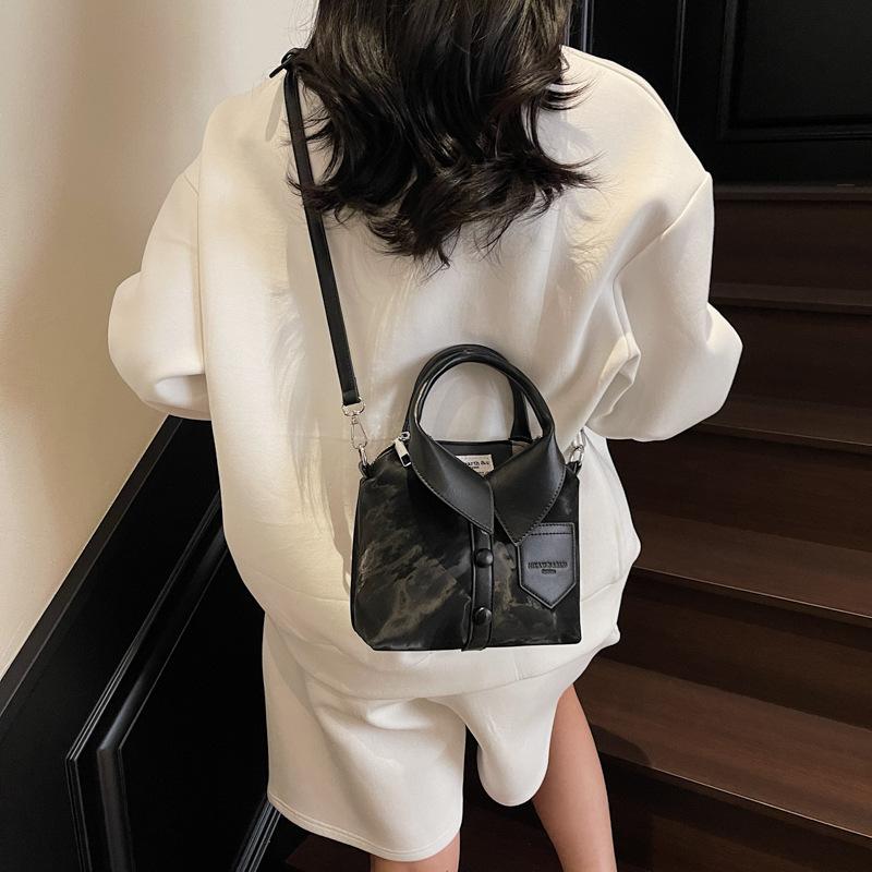 Personalized creative shirt small bag 2025 new Korean version fashion design handbag women's versatile messenger bag pu