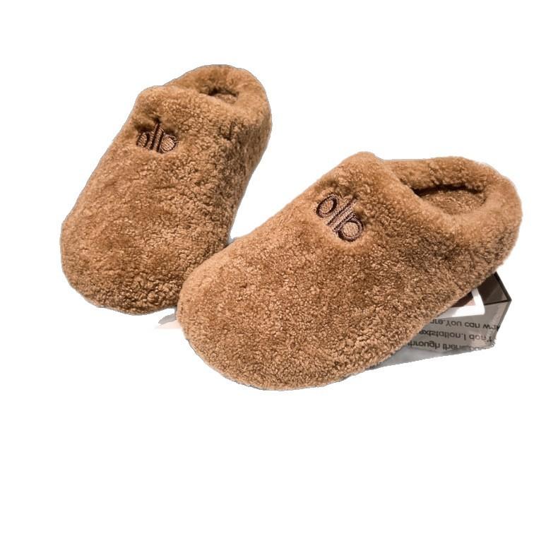 Xiaoxiangfeng bag head half slippers women's outer wear 2025 autumn and winter new thick-bottomed comfortable lazy fluffy cotton slippers tide