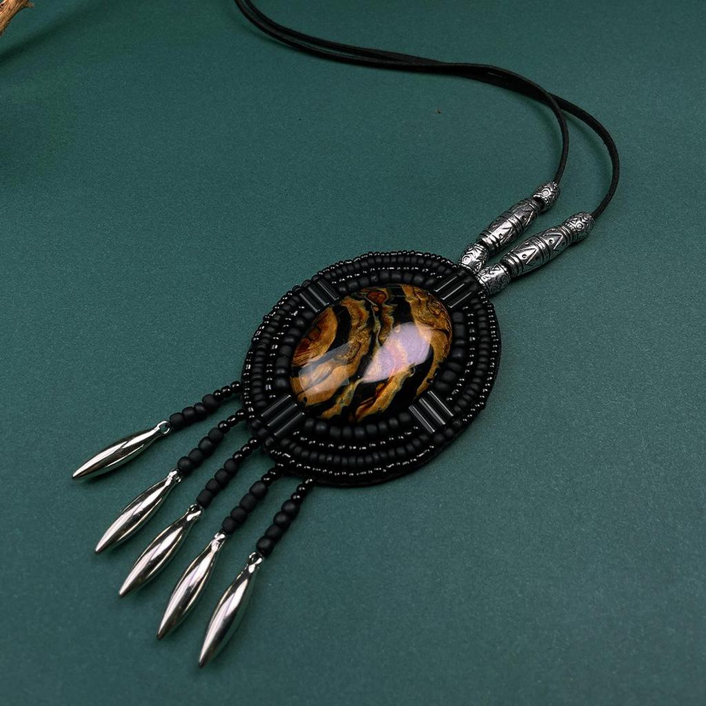 Nepalesische Retro Quastenanhänger Pulloverkette