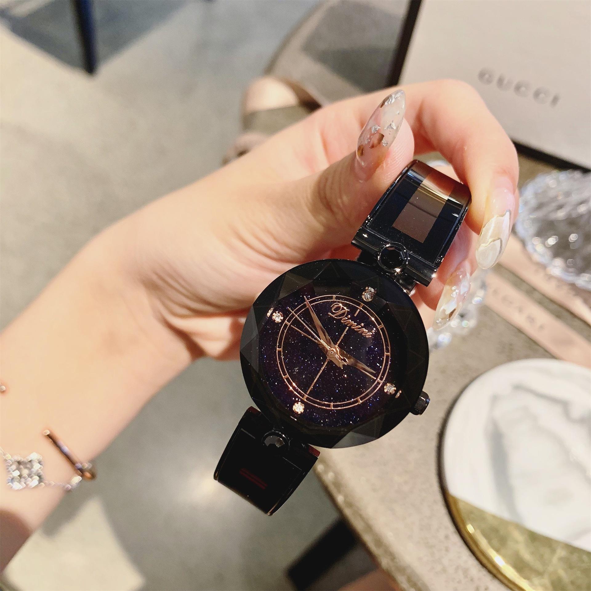 

Женские часы Новый стиль Звездное небо Стразы Мода Темперамент Большой циферблат Женские часы