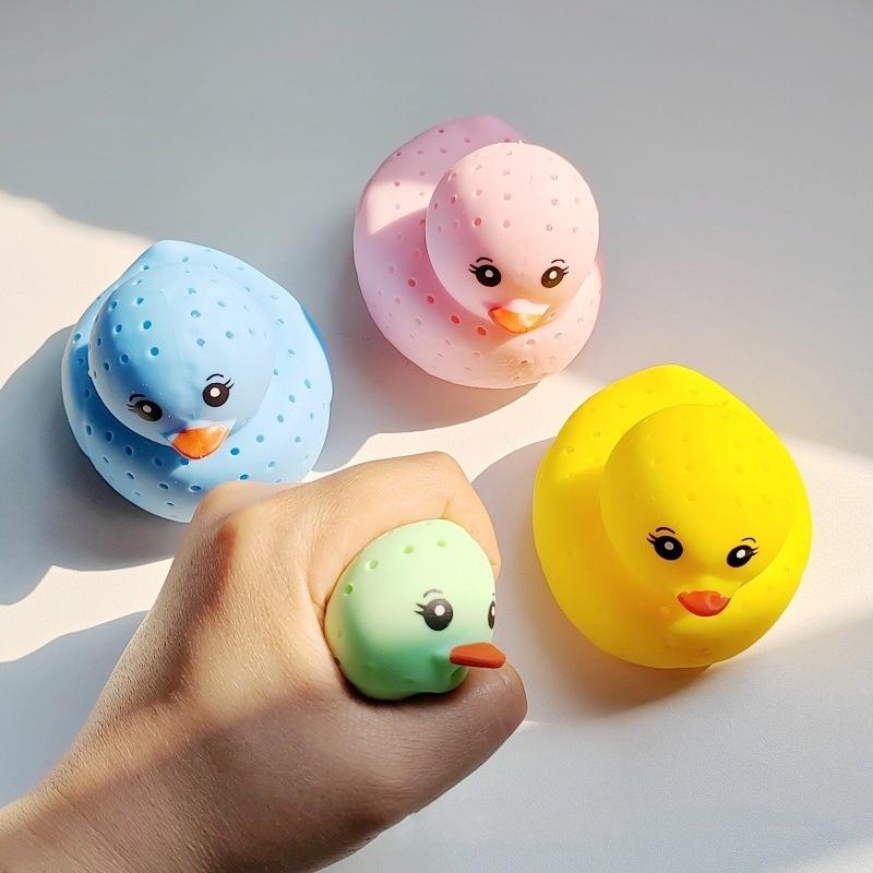 Bunte Schwamm-Ente Quetschspielzeug Wasserabsorbierendes Spritzgerät Stressabbau Bad Dusche Entspannung Neuheit Zubehör Geschenk
