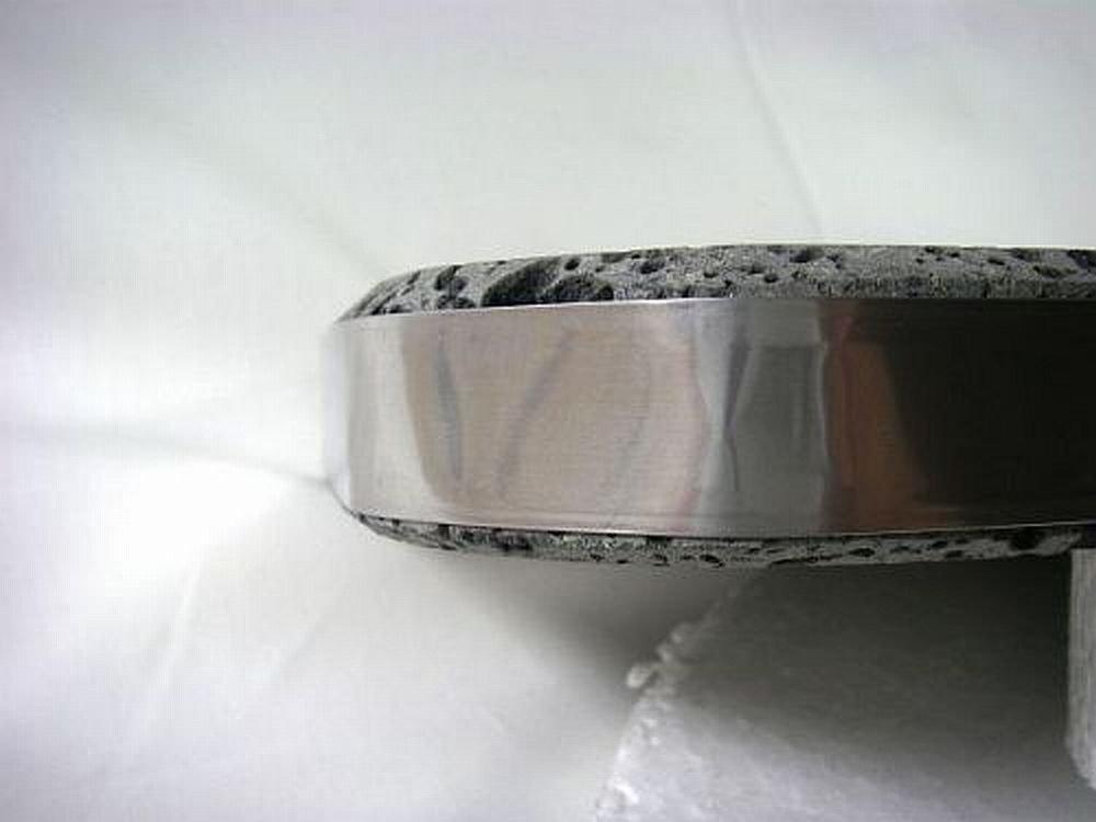 Mihiro "High-Durability Grooved Lava Plate" 15 x 30 x 3 cm thick, made of black basalt.