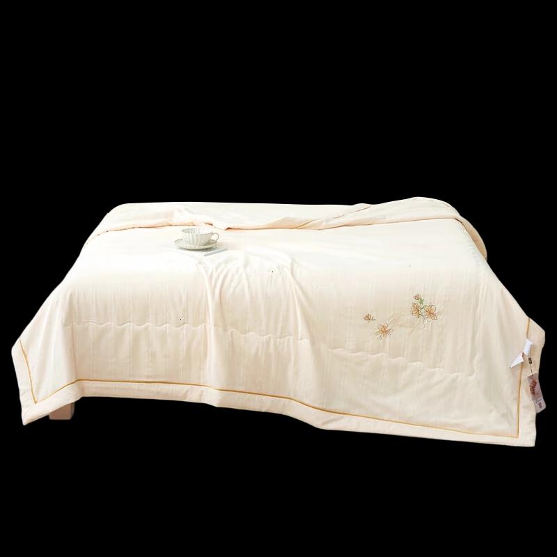 Grace Cloud-Feel Antibacterial Summer Quilt