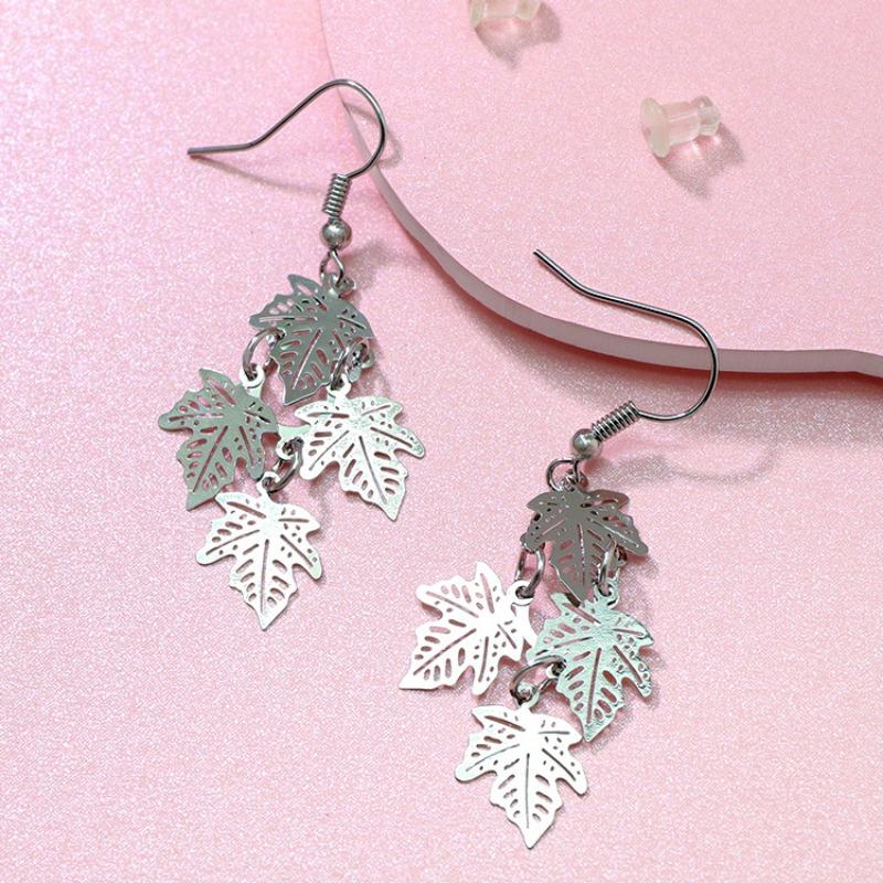 French New Style Fresh Leaf-shaped Tassel Earrings