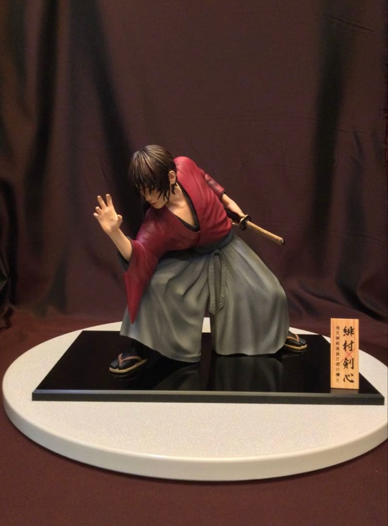 

[Б/У] Химура Кэнсин (Такеру Сато) Хитэн Мицуруги-рю стойка для извлечения меча фигурка Бродяга Кэнсин