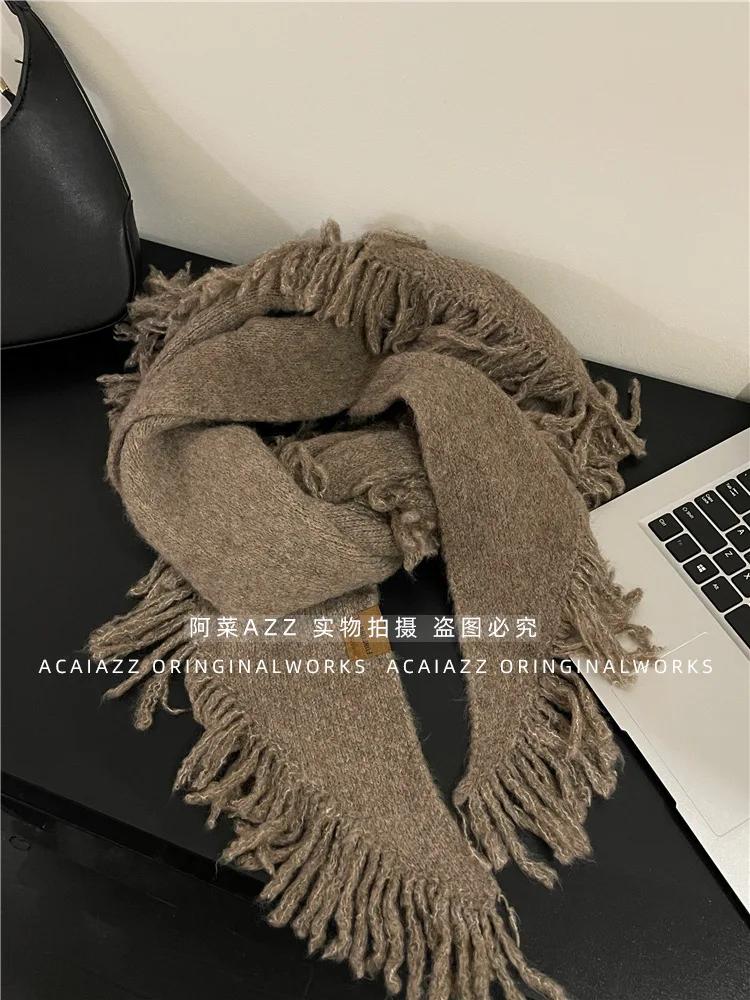 Autumn and Winter New Fashionable Versatile Wool Shawl High-end Knitted Scarf Women's Winter Warm Scarf Triangle Scarf