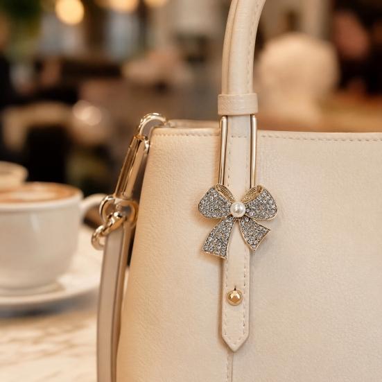 Women Decorative Pin Brooch Pin, 3D Bow Design with Imitation Pearl, Long-lasting Strong Buckle Badge for Coats Shirts Bags Accessories