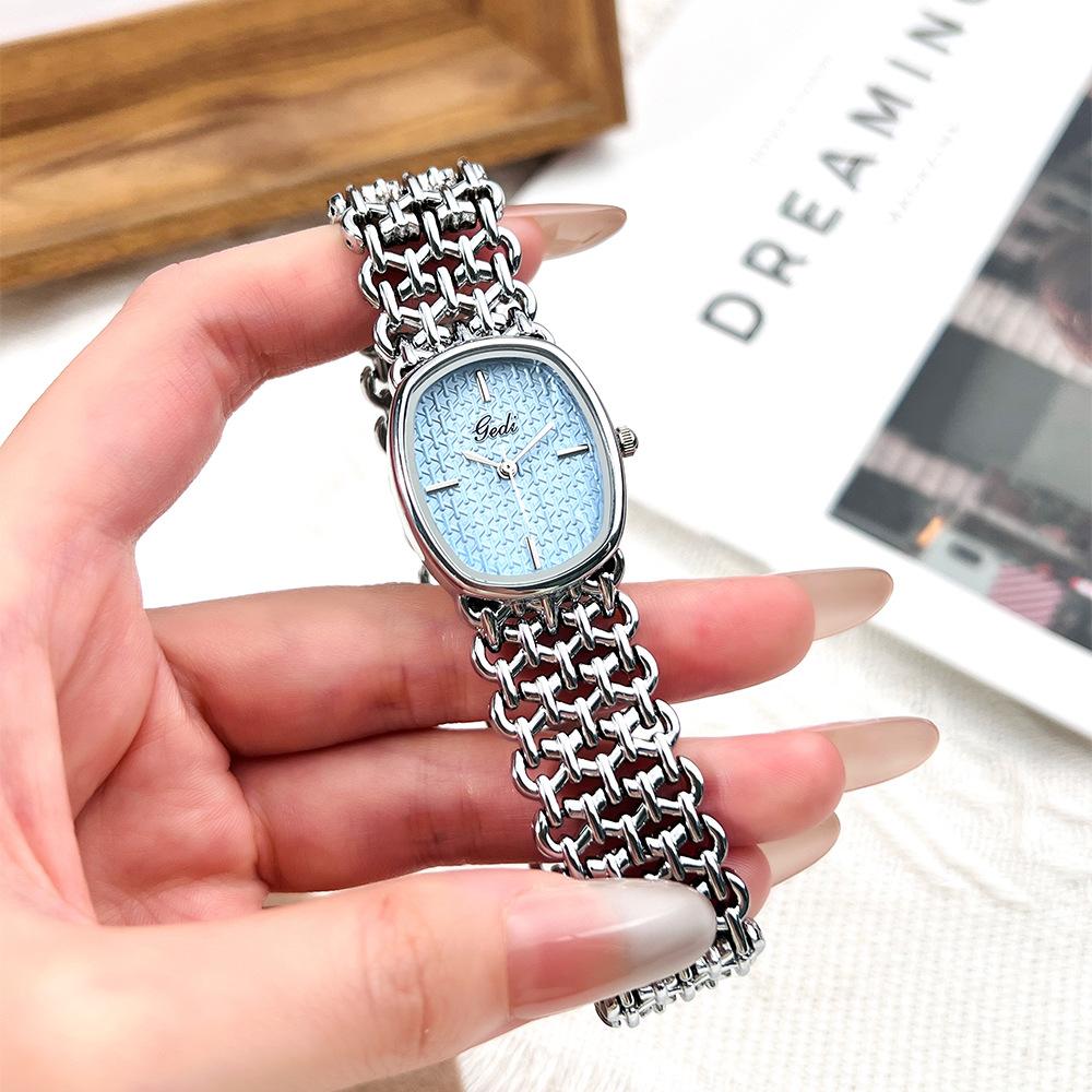 GEDI Fashion Women's Quartz Watch Luxury-inspired niche bracelet ladies' timepiece women's oval vintage quartz watch