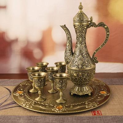 Baijiu Weinset Geschenk hochwertig Retro Weinkrug Hofweinglas Weinglas klassische Weinplatte komplettes Set Ornamente