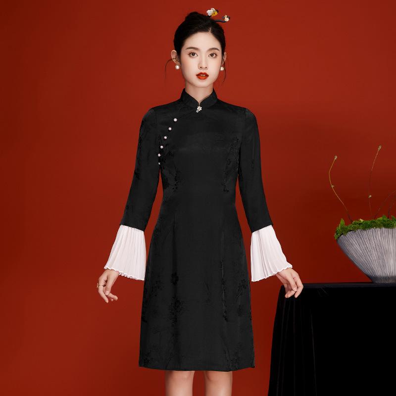 Nou Cheongsam de damă în stil chinezesc cu mâneci lotus jacquard 2024 - Acum caută agenți
