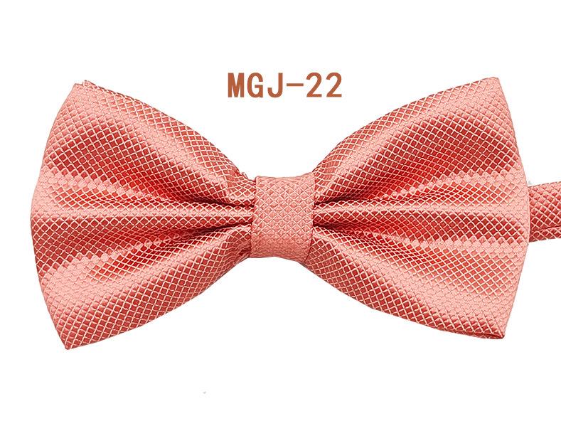 Pajarita de Doble Capa Negra Lisa para Hombre - Cuadrícula Cubo Británica, 27 Colores Disponibles para Eventos Formales y Bodas.