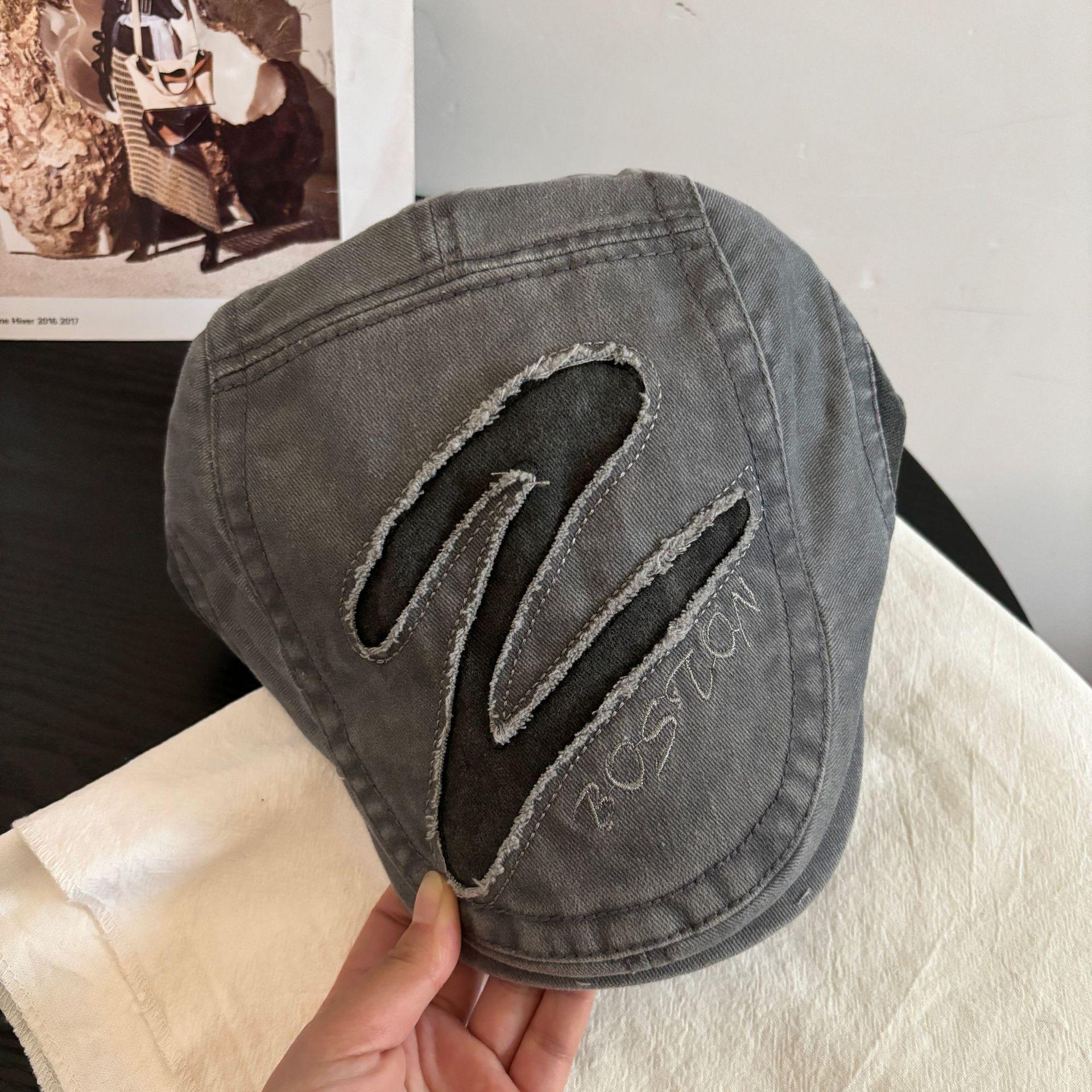 

Новая повседневная универсальная детская шапка с небольшой окружностью головы, берет премиум-класса с вышитыми буквами, кепка tide M（56-58cm） серый