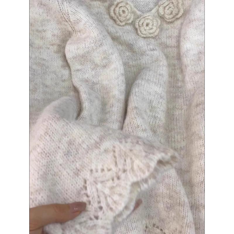 Three-dimensional Flower Knitted Sweater V-neck Large Size Women's 2025 Autumn Winter Mid-length Fashion Top
