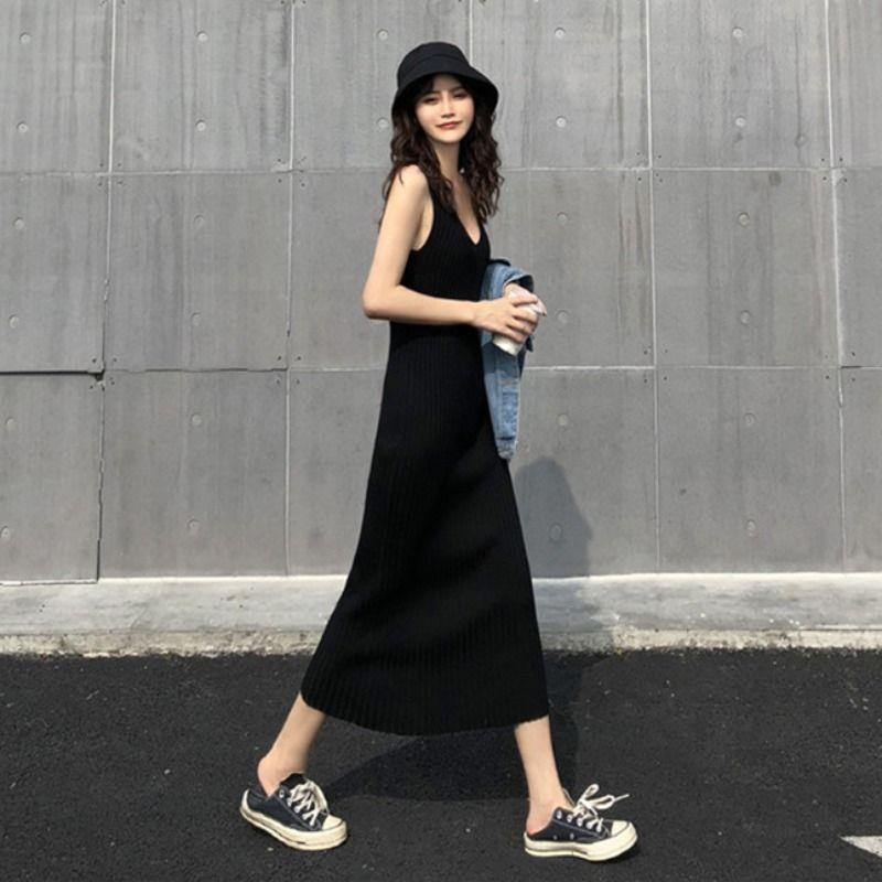 

Стильное и шикарное летнее платье - трикотажное облегающее платье на тонких бретельках для женщин M чёрный