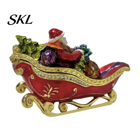 Festive Tabletop Decoration for Christmas Theme Jewelry Box with Magnetic Hinge, Alloy Enamel Vintage Holiday Seasonal Home Accents Style Organizer,
