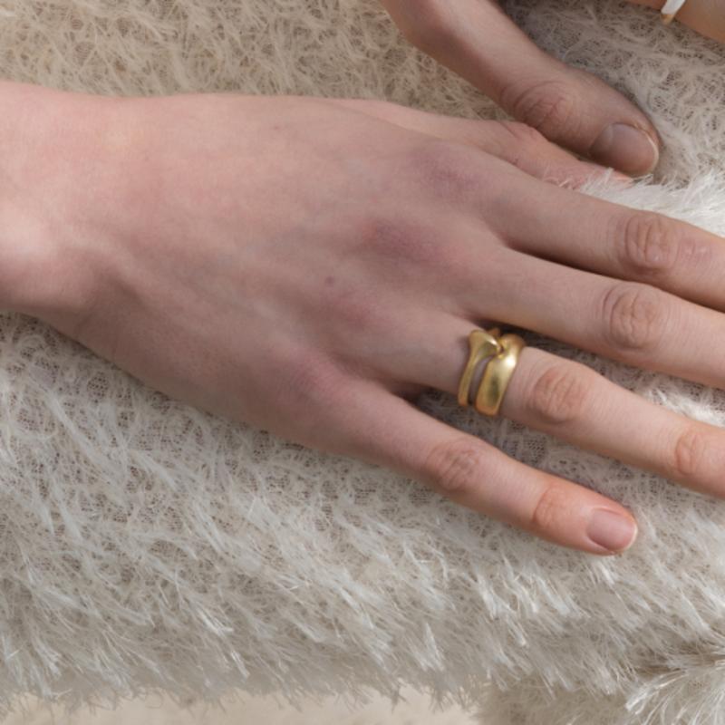 

1064STUDIO The Body 24R (1+1 set) SILVER_17