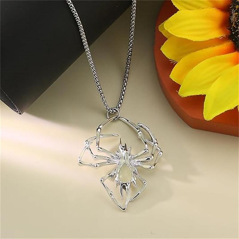 3D Uv Glow In The Dark Spider Necklace, Gothic Hip Hop Alloy Insect Halloween Goth Accessory