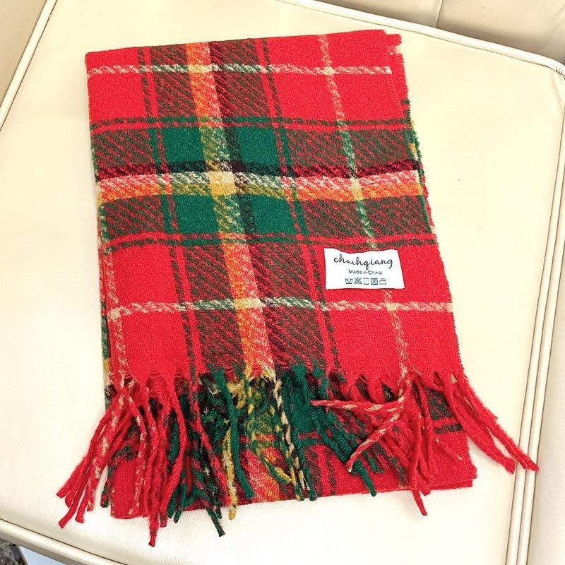New Christmas atmosphere scarf women's winter Korean retro red plaid with warm long shawl scarf